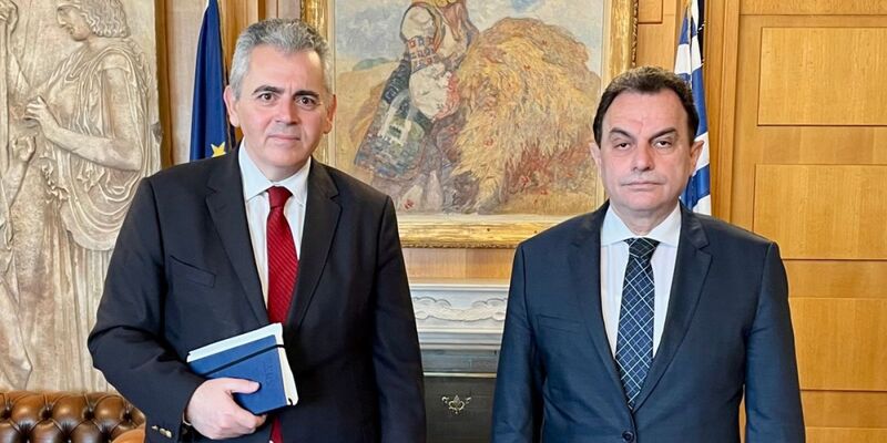 Charakopoulos: Aid for animal feed and to turkey producers